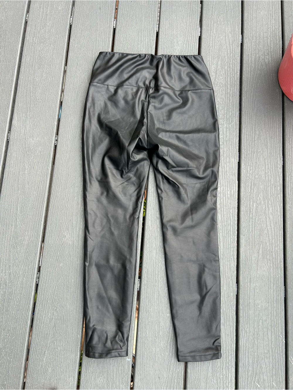 Badgley Mischka faux leather pants - Picture 5 of 5